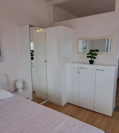 Zara Апартаменты Кастав