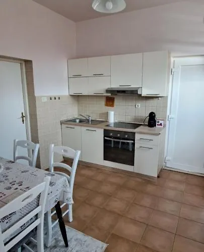Apartman Zara *